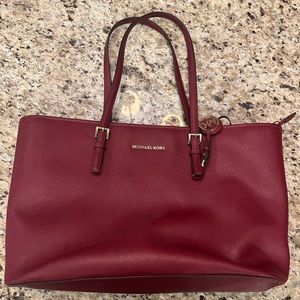 Michael Kors Jet Set Large Saffiano Leather